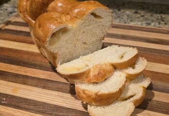 Braided Sandwich Bread (Loaf)